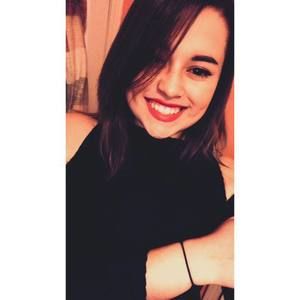 Meet your Posher, Camila